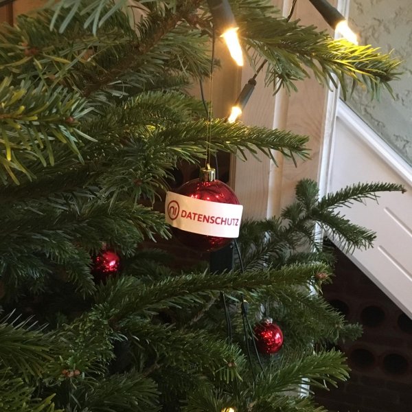 TGIC | Datenschutz Weihnachtskugel