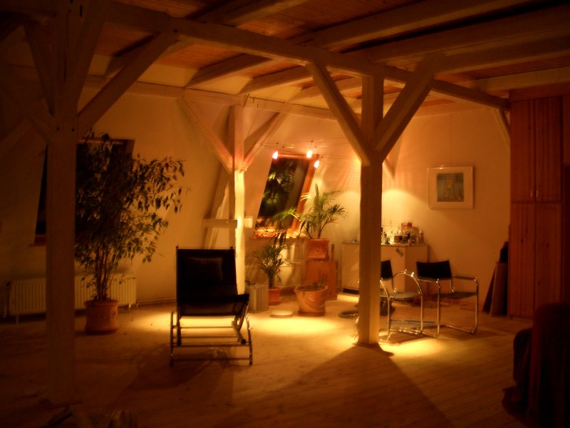 Bezug der Firmenräume - Der Apple hält Einzug